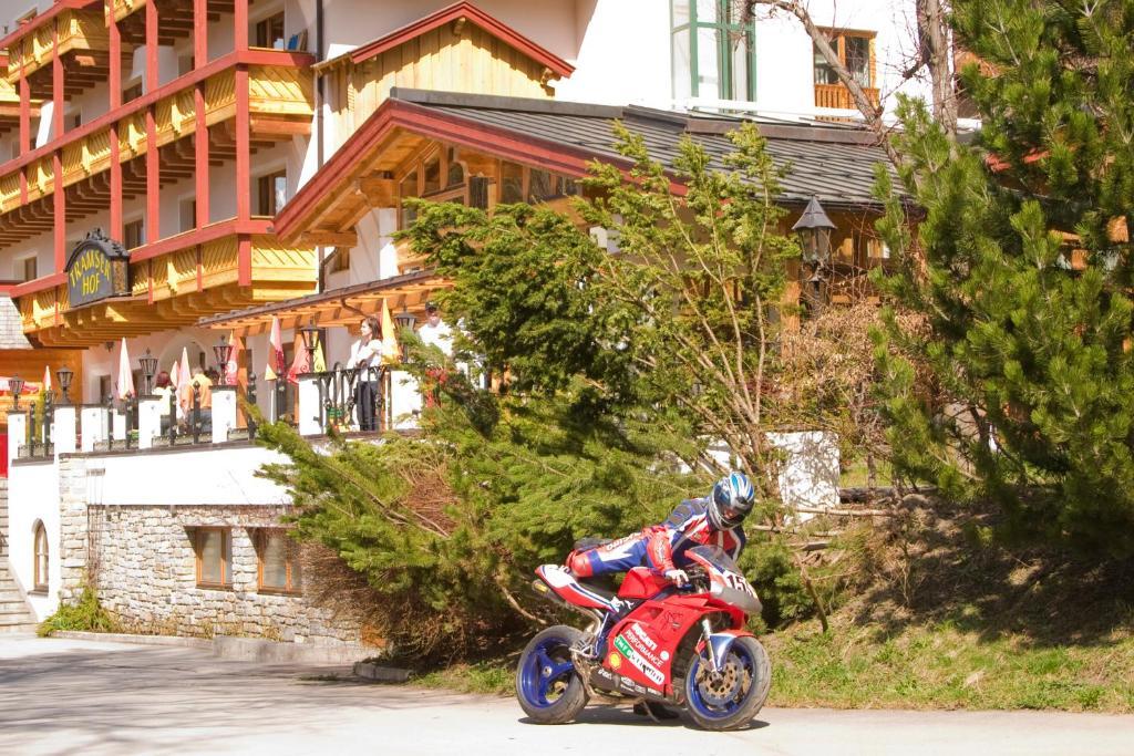 Huber Hotel Tramserhof Landeck Exteriér fotografie